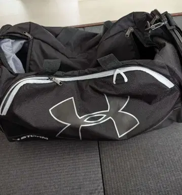 UNDER ARMOUR 보스턴 백 블랙