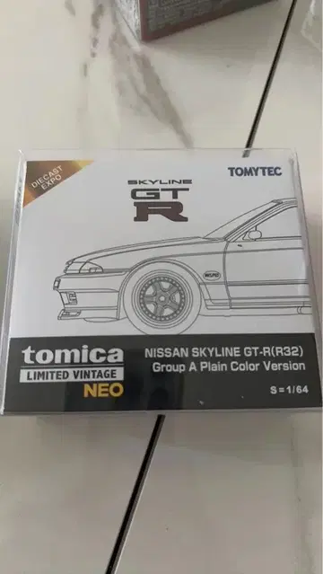 미개봉품 토미카 리미티드 빈티지 스카이라인 gt-r 다이캐스트 엑스포