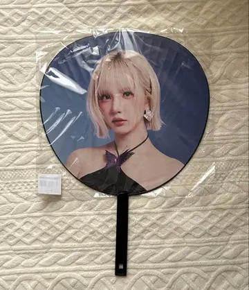 VIVIZ 우나 EUNHA NEW LEGACY BIG 부채