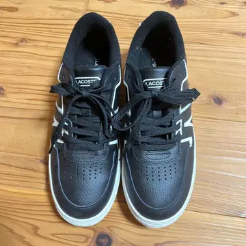 LACOSTE 블랙 스니커즈