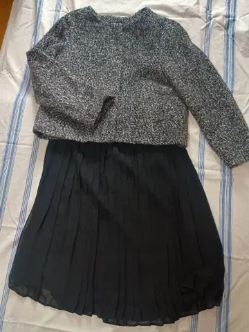 새상품급 유니클로 LL 포멀 OK 넉넉한 주름 안 생기는