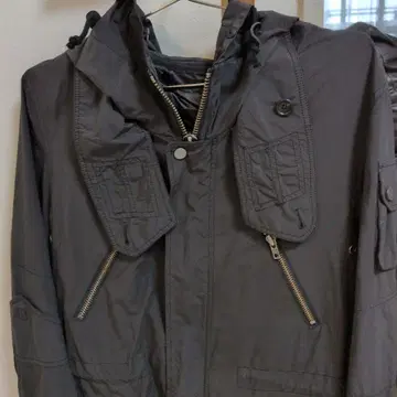 BASILE 28 블랙 밀리터리 자켓