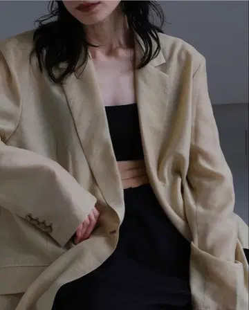 아엘레 aere_ 쉬어 텀블러 재킷