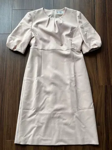 chousette 반팔 퍼프 슬리브 무릎 기장 원피스 9