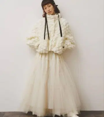 택 포함 perna 볼륨 샤샤 스커트 아이보리