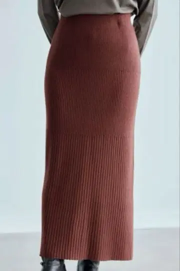 cohina 워셔블 패턴 리브 I 라인 스커트 테라코타