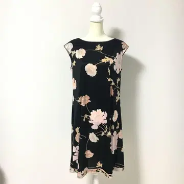 최근 새상품급 레오나르 스트레치 원피스 42