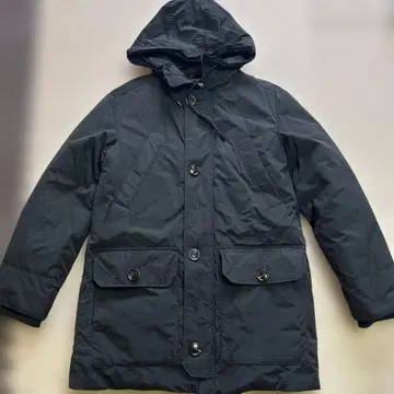 오늘 한정 가격! 블랙 후드 부착 다운 자켓