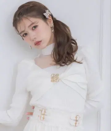 couture by ROJITA 시어 데콜테 트위스트 리본 니트