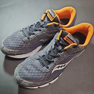 Saucony Outlast 러닝화 그레이/오렌지