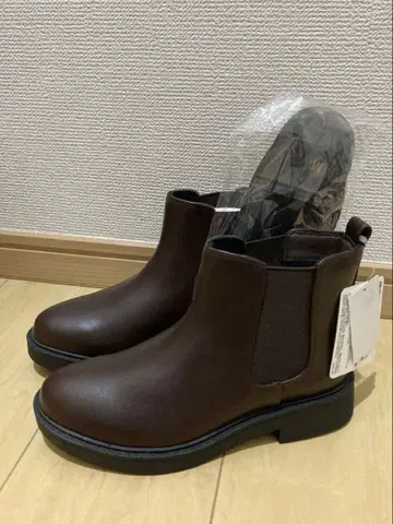 사이드 고어 부츠 studio CLIP