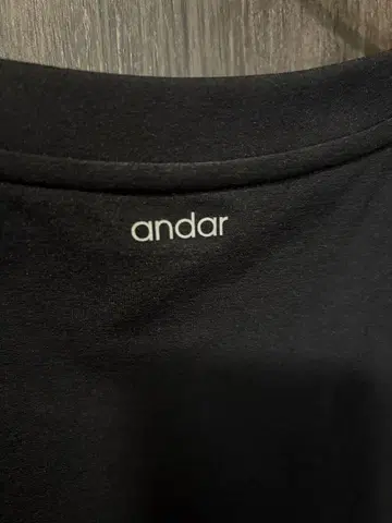 NEW Airy Fit 스탠다드 핏 T셔츠 (반팔) 블랙