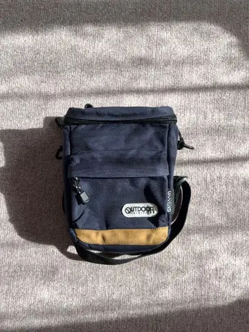 OUTDOOR PRODUCTS 숄더백 네이비 미니 숄더