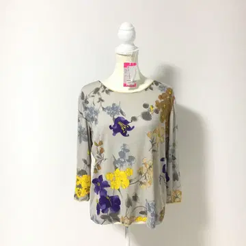 새상품급 LEONARD 레오나르 실크 스트레치 티셔츠 42