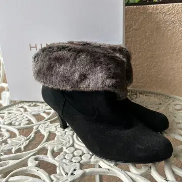 elegance 히미코 24.5 부티