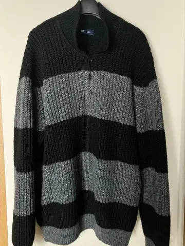 GAP 리브 스탠딩 칼라 니트 L 블랙/그레이