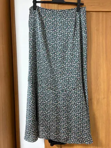 UNTITLED 롱 플레어 스커트 사이즈 44