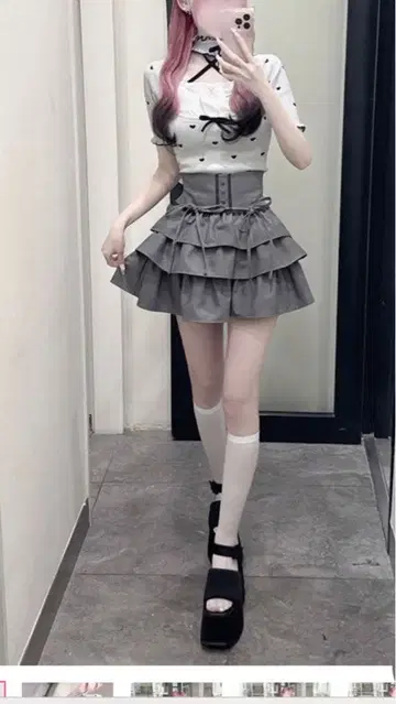 허니 뮤우 티어드 프릴 미니 스커트