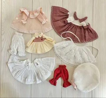 브라이스 아웃핏 8세트