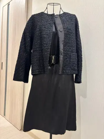 자유구 블랙 트위드풍 자켓 & 원피스