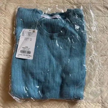 BOW JELoud 블루 반팔 상의 프리 사이즈