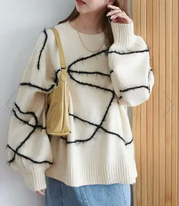 DISCOAT 멜란지얀 선 패턴 풀오버 니트