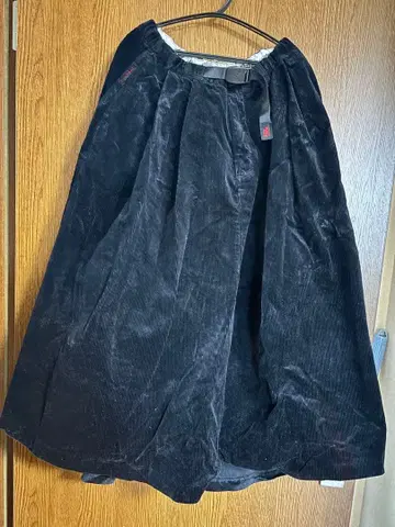 그라미치 스커트 코듀로이 블랙 S 사이즈