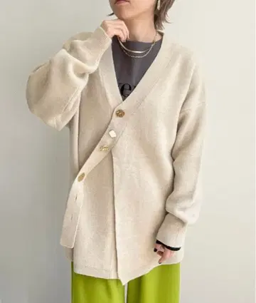 모듬 단추 가디건