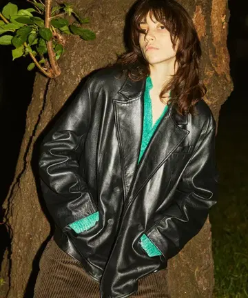 레더 세미 더블 테일러드 재킷