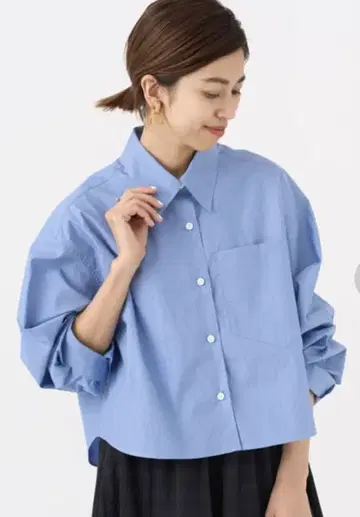 IENA 오가닉 코튼 크롭 셔츠 블루