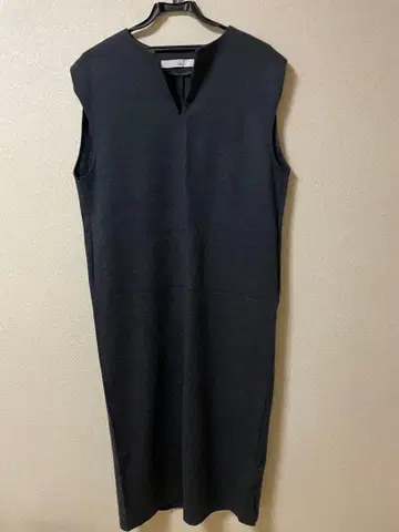 TIARA 울 저지 코쿤 원피스