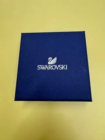 스와로브스키 귀걸이 5027502