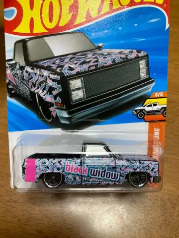 207 '83 쉐비 실버라도 블랙 위도우 26B