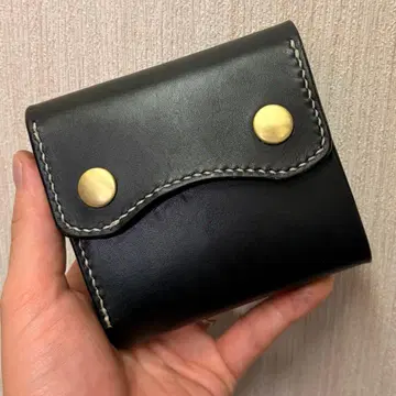 3단 폴더형 지갑 미들 월렛