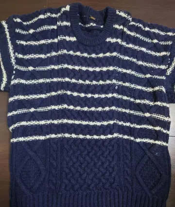 Mila Owen 네이비 보더 니트 스웨터