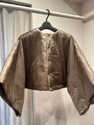 HYKE 카키 베이지 숏 기장 겉옷 자켓