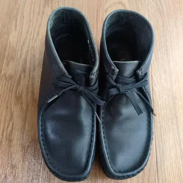 REGAL 블랙 가죽 하이컷 부츠