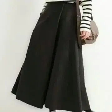 IENA 이에나 하드 압축 울 플레어 스커트 랩 스타일 네이비 롱