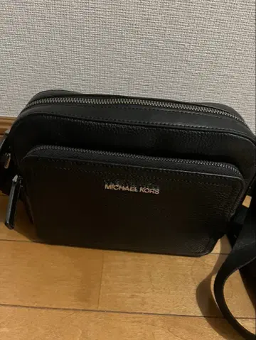 MICHAEL KORS 블랙 숄더백