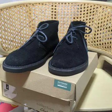 Clarks collection 처카 부츠 스웨이드