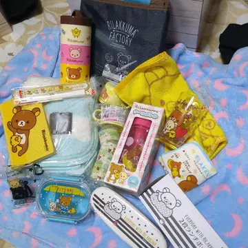 리락쿠마 캐릭터 굿즈 세트