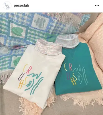 Pecoclub CRUSH 터틀넥 스웨트