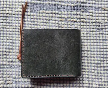 다크 그린 가죽 접이식 지갑