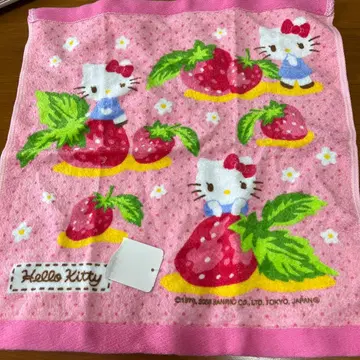 헤이세이 레트로 y2k 헬로키티 야생딸기 이치고 키티 손수건 미니 타월