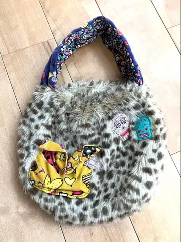 츠모리치사토 레오파드 퍼 핸드백