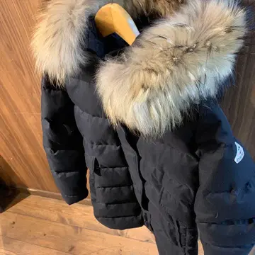 새상품급! PYRENEX 피레넥스 다운 자켓 JP 38 블랙 컬러 여성용