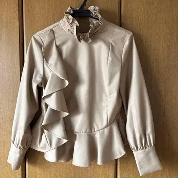 새상품급 Miele 블라우스