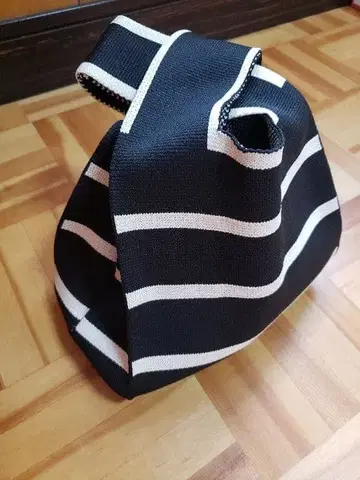 스트라이프 디자인 토트백