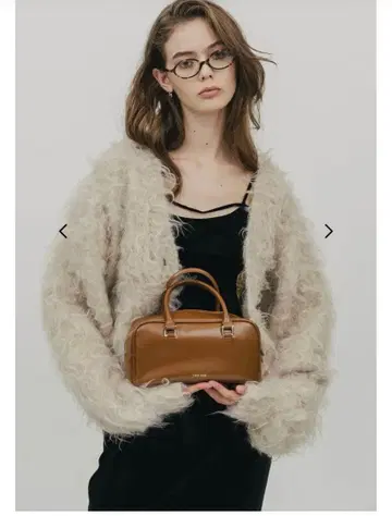 THE TOE 베이지 Westminster Shaggy Cardigan