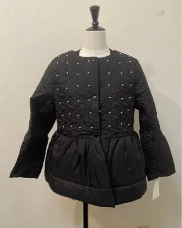 펄 퀼팅 페플럼 자켓 블랙